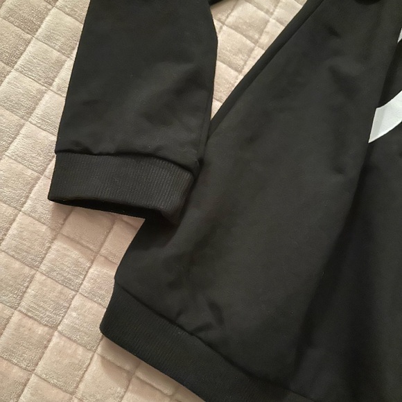 Like New! Wifey top - Picture 3 of 7